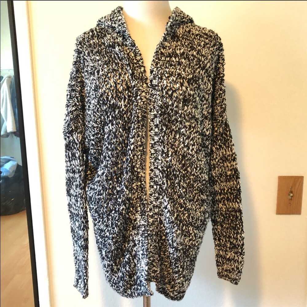 KNITTED HOODED CARDIGAN
